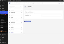 Page screenshot: User Registration & Membership &rarr; Settings &rarr; 
									
										
  

									
									
										
											License										
										
											
										
									
								